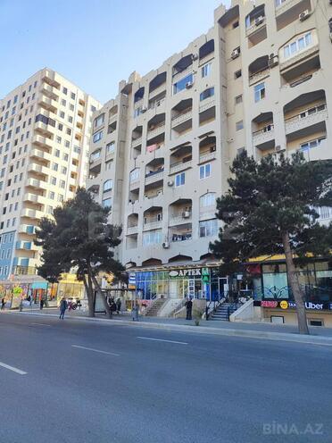 Продаётся 3-комн. вторичка 70 м², м. 20 января, photo 1 from 10