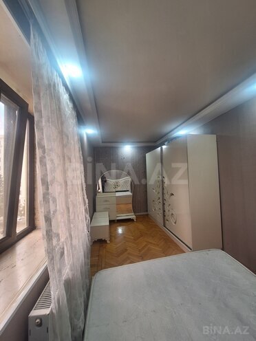 Satılır 2 otaqlı köhnə tikili 50 m², İnşaatçılar m., photo 14 from 30