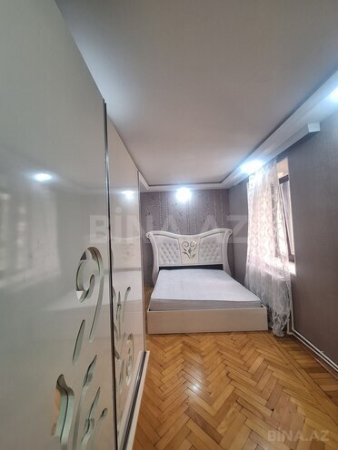 Satılır 2 otaqlı köhnə tikili 50 m², İnşaatçılar m., photo 15 from 30