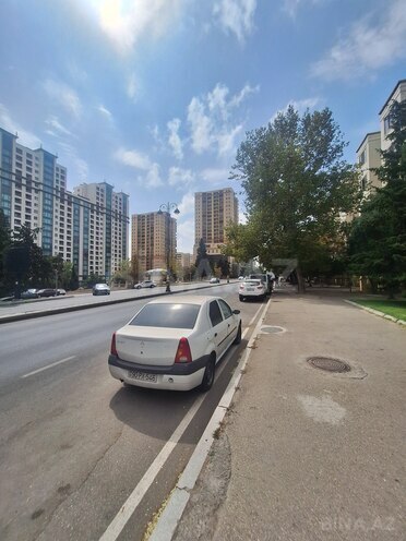 Satılır 2 otaqlı köhnə tikili 50 m², İnşaatçılar m., photo 3 from 30