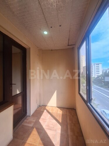 Satılır 2 otaqlı köhnə tikili 50 m², İnşaatçılar m., photo 20 from 30