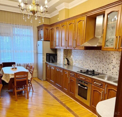Сдаётся 3-комн. новостройка 140 м², Насиминский  р., photo 10 from 16