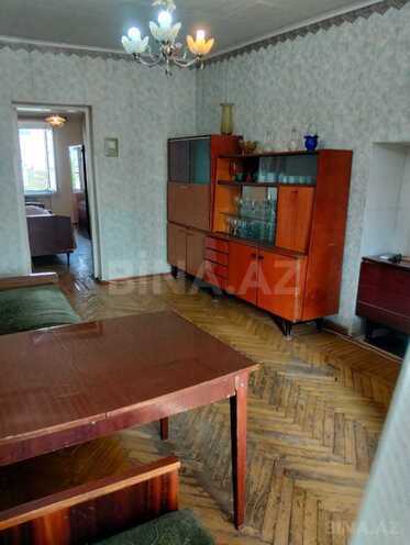 Сдаётся 2-комн. вторичка 55 м², м. Нефтчиляр, photo 1 from 16