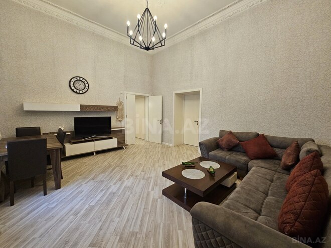 İcarəyə verilir 2 otaqlı köhnə tikili 110 m², İçəri Şəhər m., photo 3 from 9