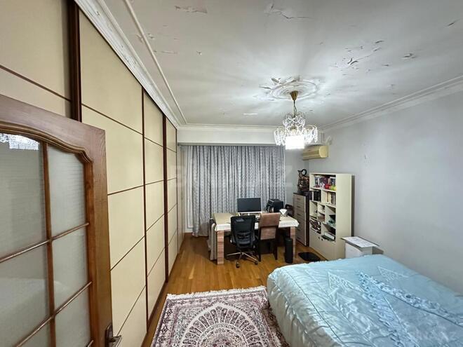 Продаётся 4-комн. вторичка 120 м², м. Элмляр Академиясы, photo 3 from 10