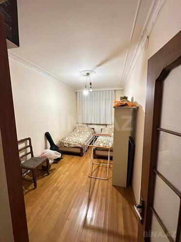 Продаётся 4-комн. вторичка 120 м², м. Элмляр Академиясы, photo 8 from 10