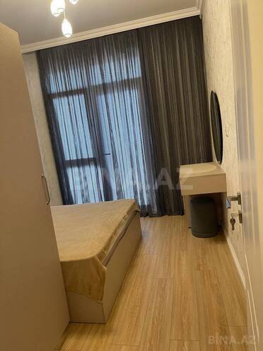 Сдаётся 2-комн. новостройка 70 м², м. Нефтчиляр, photo 3 from 6