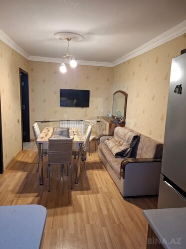 Сдаётся 3-комн. вторичка 60 м², м. Иншаатчылар, photo 3 from 10
