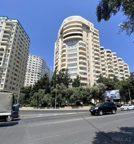Продаётся 3-комн. новостройка 148 м², м. Азадлыг проспекти, photo 1 from 7
