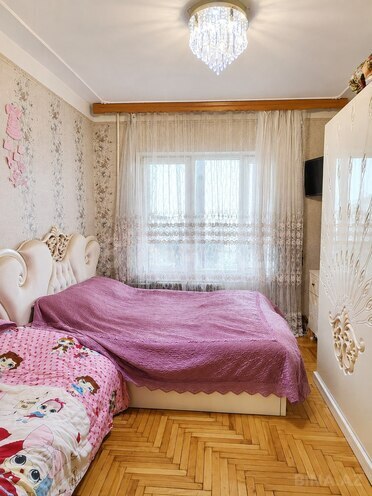 Продаётся 2-комн. вторичка 65 м², м. 20 января, photo 6 from 13