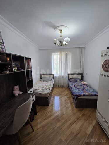 Продаётся 4-комн. вторичка 90 м², Хатаинский р., photo 6 from 19