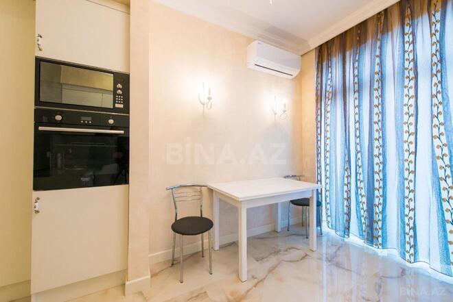 Сдаётся 3-комн. новостройка 118 м², м. 8 ноября, photo 15 from 17