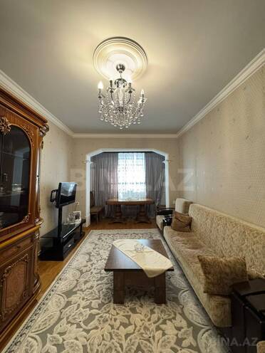 Продаётся 3-комн. вторичка 78 м², пос. Бакиханова, photo 1 from 17