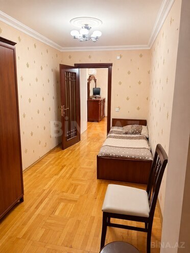 Satılır 3 otaqlı köhnə tikili 70 m², 20 Yanvar m., photo 5 from 15