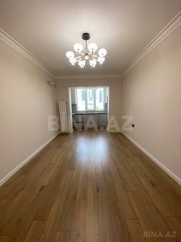 Satılır 2 otaqlı köhnə tikili 52 m², Şah İsmayıl Xətai m., photo 1 from 13