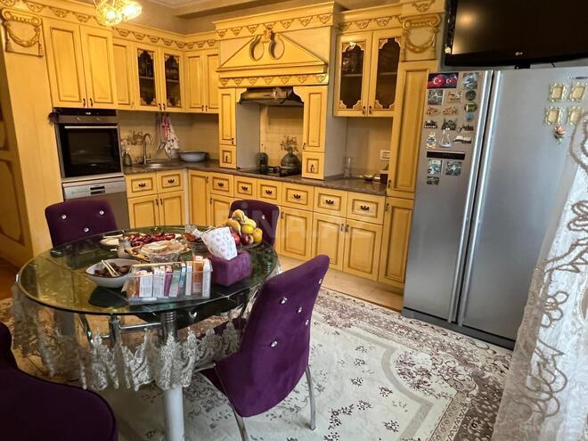 Satılır 4 otaqlı yeni tikili 225 m², İnşaatçılar m., photo 18 from 22