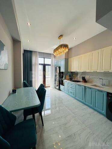 Сдаётся 3-комн. новостройка 125 м², м. Низами, photo 8 from 23