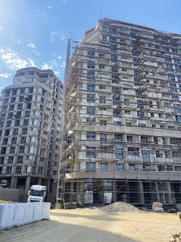 Продаётся 2-комн. новостройка 69.8 м², пос. Бакиханова, photo 1 from 11