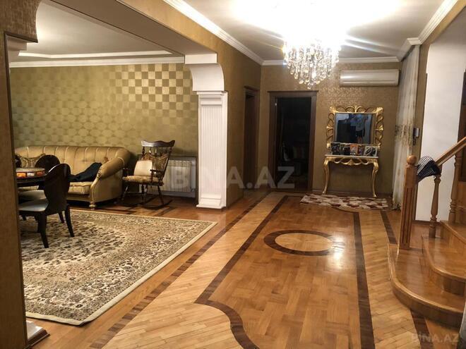 Продаётся 8-комн. дом/дача 650 м², photo 6 from 32