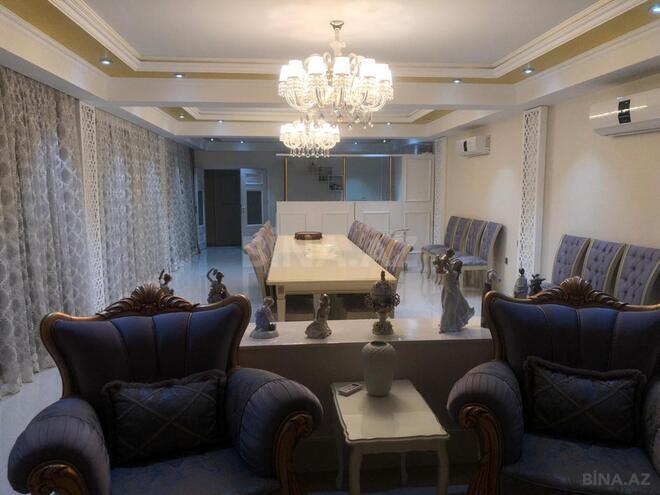 Продаётся 8-комн. дом/дача 650 м², photo 18 from 32