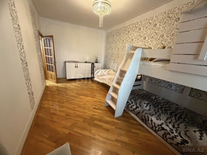 Satılır 4 otaqlı köhnə tikili 115 m², Nəriman Nərimanov m., photo 27 from 31