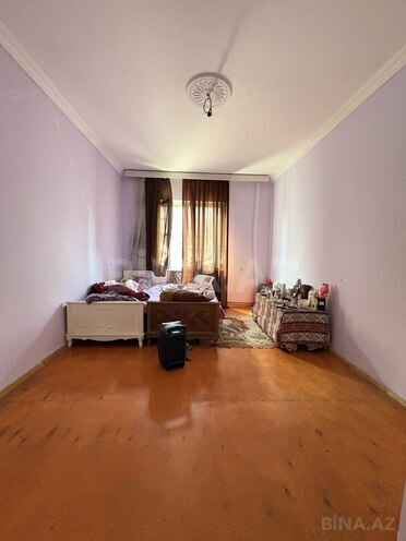 Продаётся 4-комн. вторичка 120 м², м. Иншаатчылар, photo 1 from 12