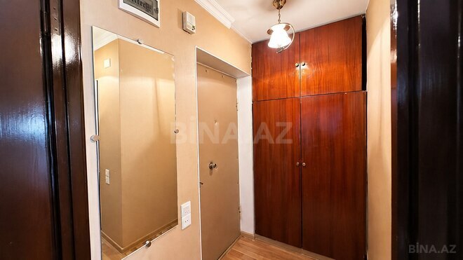 Продаётся 2-комн. вторичка 55 м², м. Элмляр Академиясы, photo 13 from 14