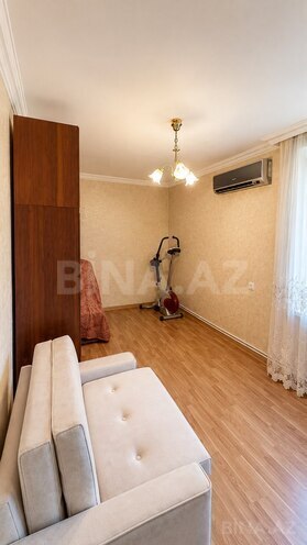 Продаётся 2-комн. вторичка 55 м², м. Элмляр Академиясы, photo 8 from 14