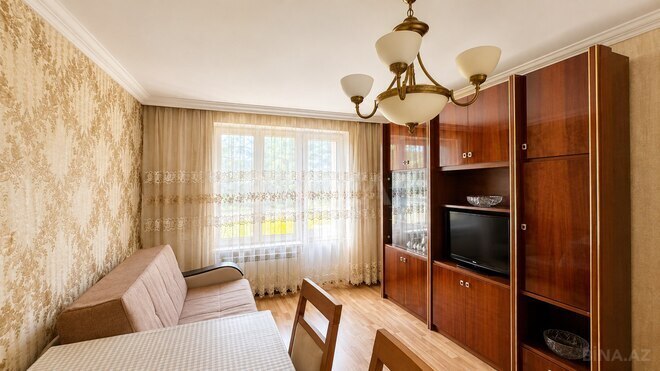 Продаётся 2-комн. вторичка 55 м², м. Элмляр Академиясы, photo 4 from 14