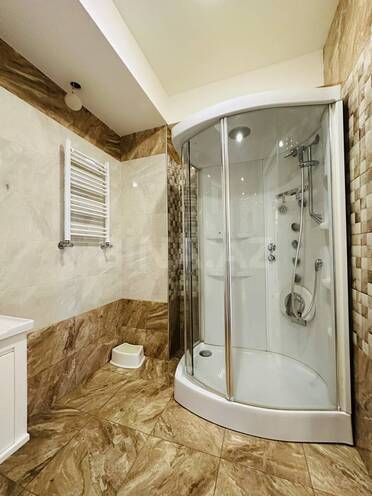 Сдаётся 3-комн. новостройка 135 м², м. Элмляр Академиясы, photo 17 from 21