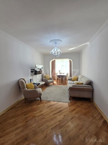 Продаётся 4-комн. вторичка 90 м², м. Ази Асланов, photo 3 from 20