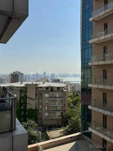 Сдаётся 3-комн. новостройка 130 м², м. Элмляр Академиясы, photo 3 from 14