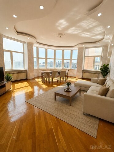Продаётся 3-комн. новостройка 155 м², м. Элмляр Академиясы, photo 1 from 28