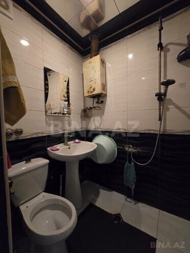 Satılır 2 otaqlı köhnə tikili 55 m², Qara Qarayev m., photo 13 from 15