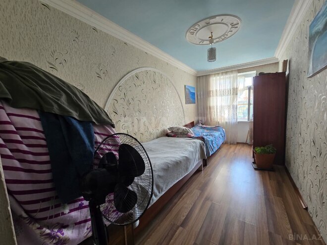 Satılır 2 otaqlı köhnə tikili 55 m², Qara Qarayev m., photo 12 from 15