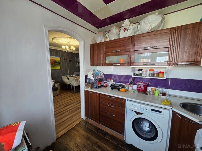 Satılır 2 otaqlı köhnə tikili 55 m², Qara Qarayev m., photo 10 from 15