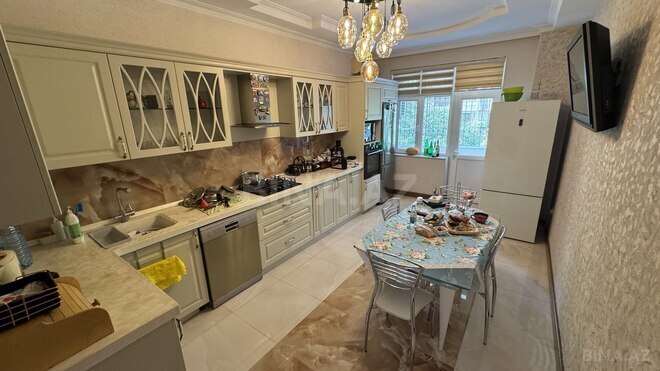 Продаётся 4-комн. новостройка 203 м², м. Низами, photo 12 from 20