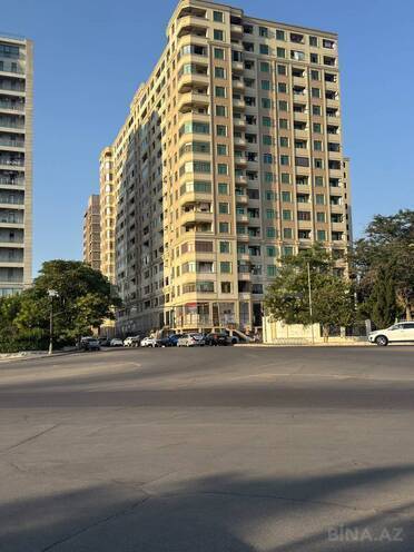 Продаётся 3-комн. новостройка 126 м², м. Кара Караев, photo 7 from 10