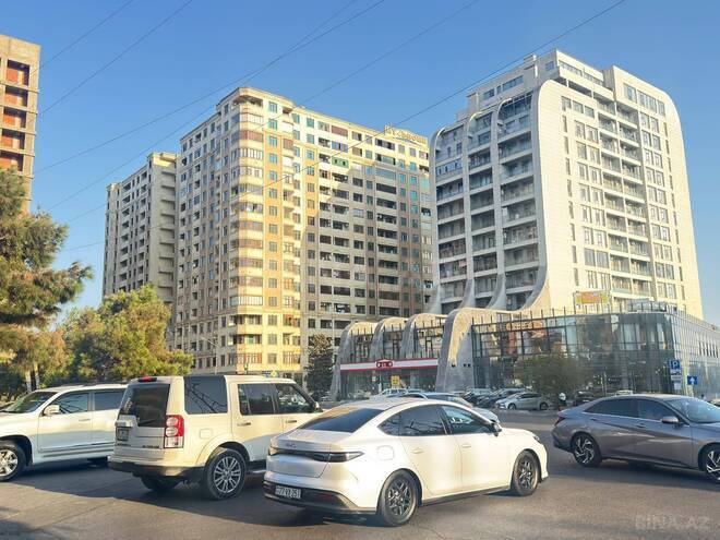 Продаётся 3-комн. новостройка 126 м², м. Кара Караев, photo 9 from 10