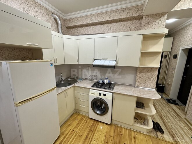 İcarəyə verilir 3 otaqlı yeni tikili 80 m², 28 May m., photo 1 from 29