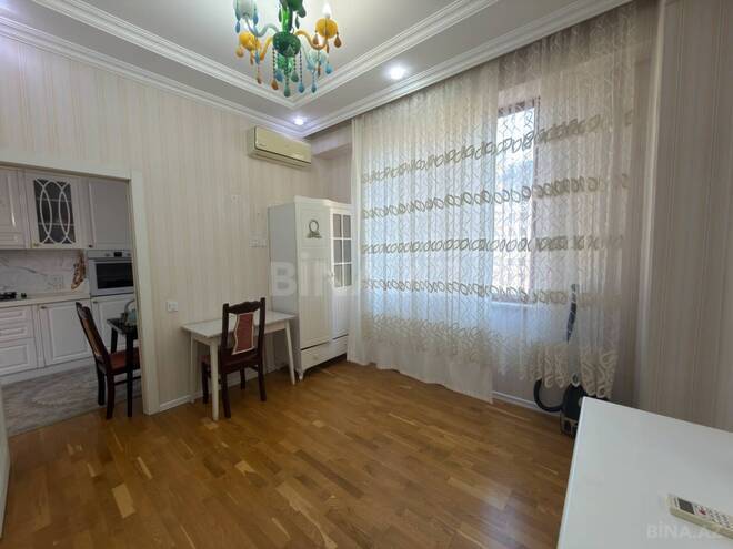 Продаётся 3-комн. новостройка 72 м², м. Кара Караев, photo 4 from 13