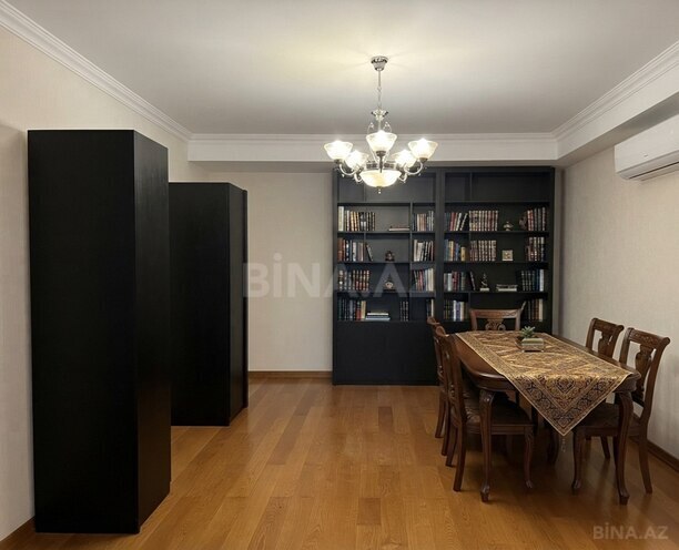 Satılır 4 otaqlı köhnə tikili 102 m², Həzi Aslanov m., photo 3 from 7