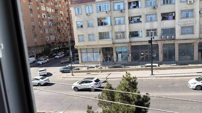 Satılır 2 otaqlı köhnə tikili 65 m², 20 Yanvar m., photo 12 from 14