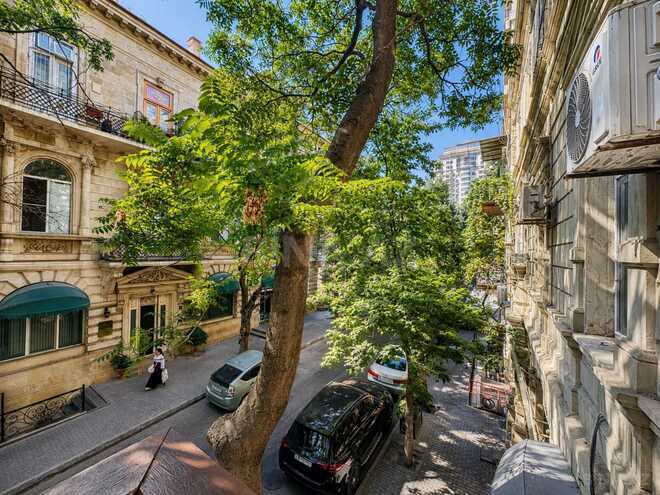 Satılır 3 otaqlı köhnə tikili 60 m², Sahil m., photo 18 from 27