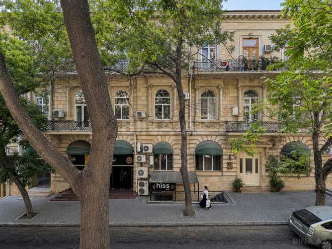 Satılır 3 otaqlı köhnə tikili 60 m², Sahil m., photo 10 from 27