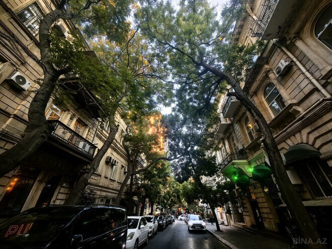 Satılır 3 otaqlı köhnə tikili 80 m², Sahil m., photo 31 from 32