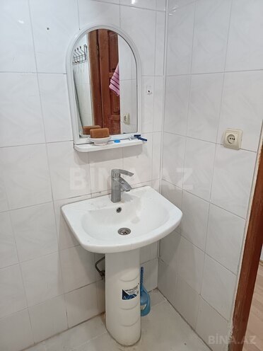 Сдаётся 3-комн. вторичка 80 м², м. Кара Караев, photo 13 from 16