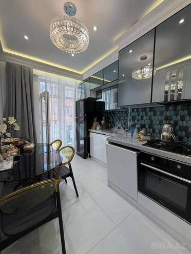 Satılır 3 otaqlı yeni tikili 117 m², İnşaatçılar m., photo 1 from 15