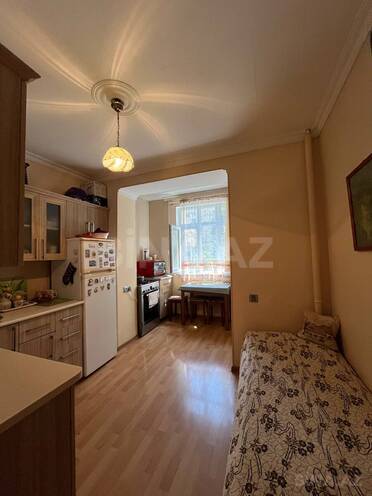 Satılır 1 otaqlı köhnə tikili 44 m², 28 May m., photo 5 from 13
