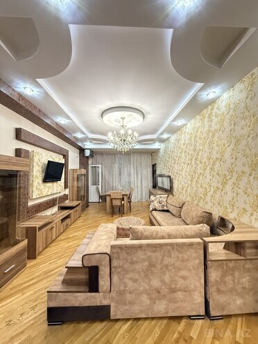 Продаётся 3-комн. новостройка 96 м², м. Ази Асланов, photo 1 from 15